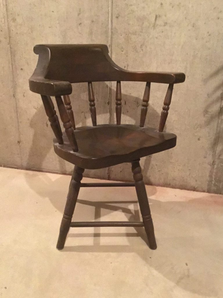 Swivel Chair With Wood